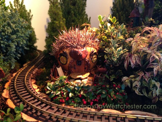 woodland house Train Show