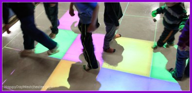 happy day westchester wee zee floor game