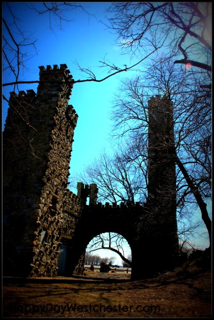 Happy Day Westchester Castle ArCh